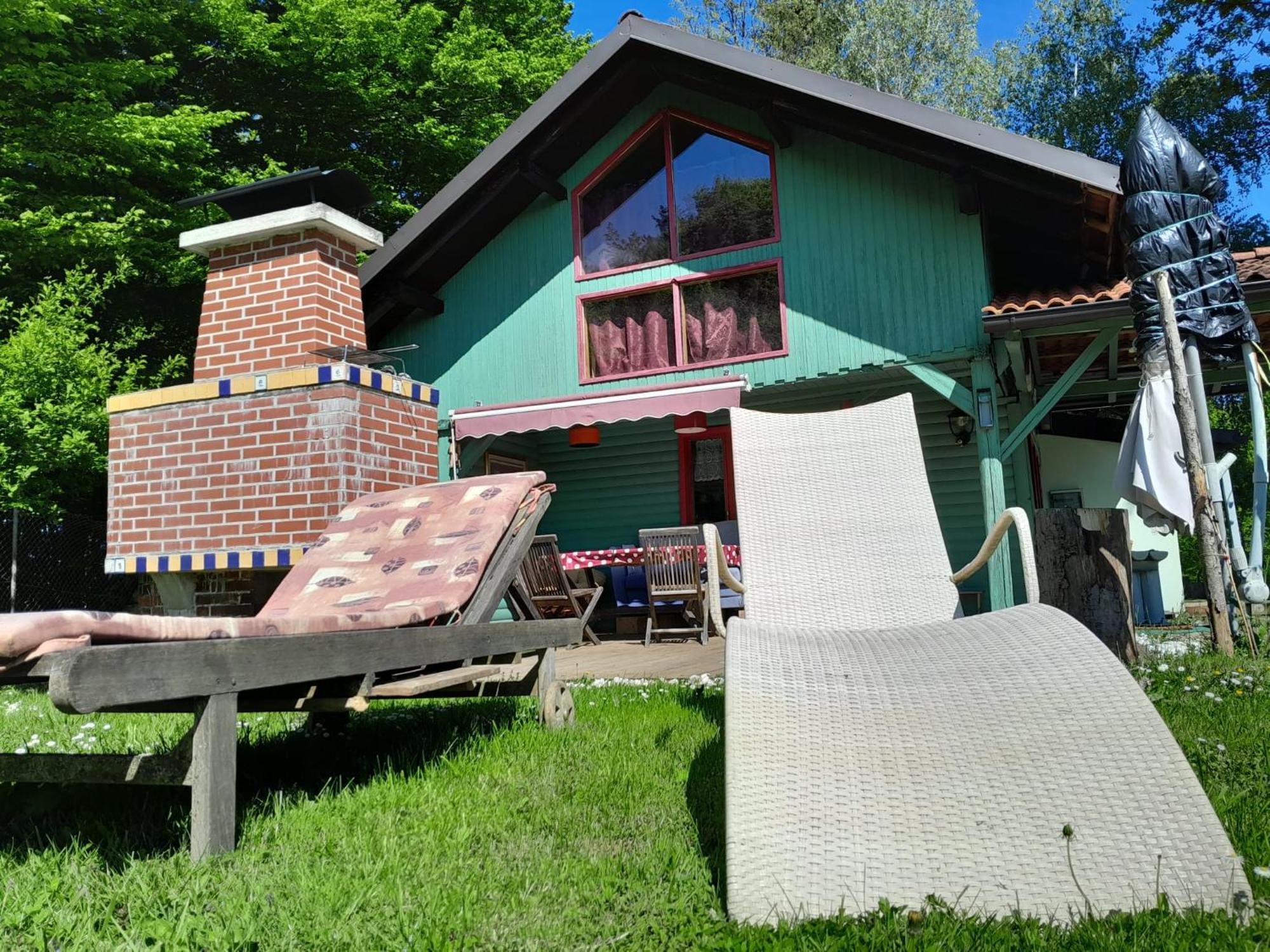 Villa Fairytale Wooden House Grosuplje Exterior foto